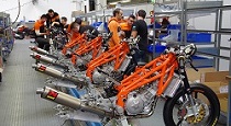 Összeszerelés. Forrás: blog.ktm.com